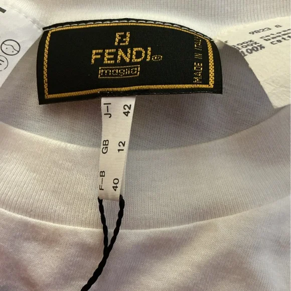 FENDI Authentic Vintage Unisex Logo Short Sleeve Tee New w Tags GB Size 12 Small - Picture 7 of 16